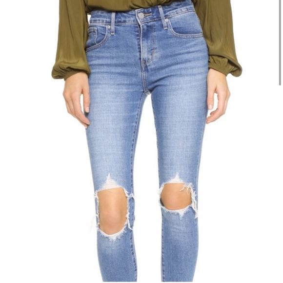 Levi’s - Picture 3 of 8